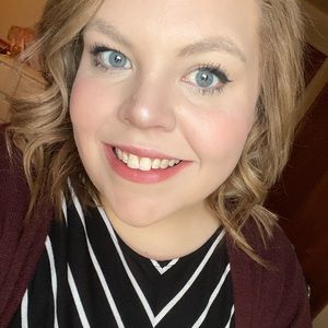 Meet your Posher, Alison